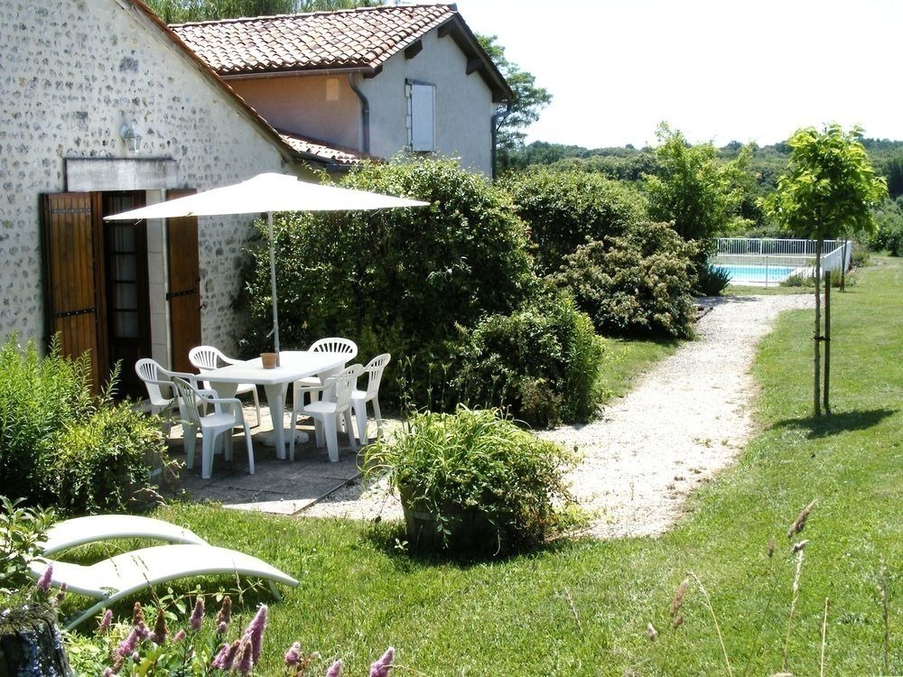 Autre vue de la piscine