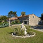 Maison ind&eacute;pendante avec grand jardin arbor&eacute; clos