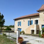 Fa&ccedil;ade G&icirc;te des Dambais 