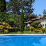 G&icirc;te 6 personnes de plain-pied avec piscine privative