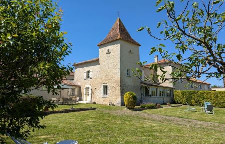 Gîte côté jardin Gîte n°16G31172 Ronsenac - Charente - Gîte côté jardin