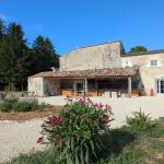 gite - Domaine de chez Bavé - Les Lauriers - VAUX ROUILLAC - Charente