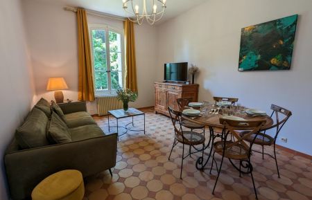 G&icirc;te n&deg;16G30425 Chadurie - Charente - S&eacute;jour