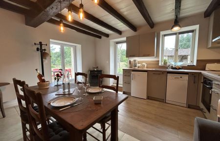 G&icirc;te n&deg;16G2077 Esse - Charente - photo