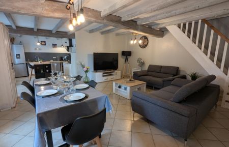 G&icirc;te n&deg;16G4106 Juillac-le-Coq - Charente - photo