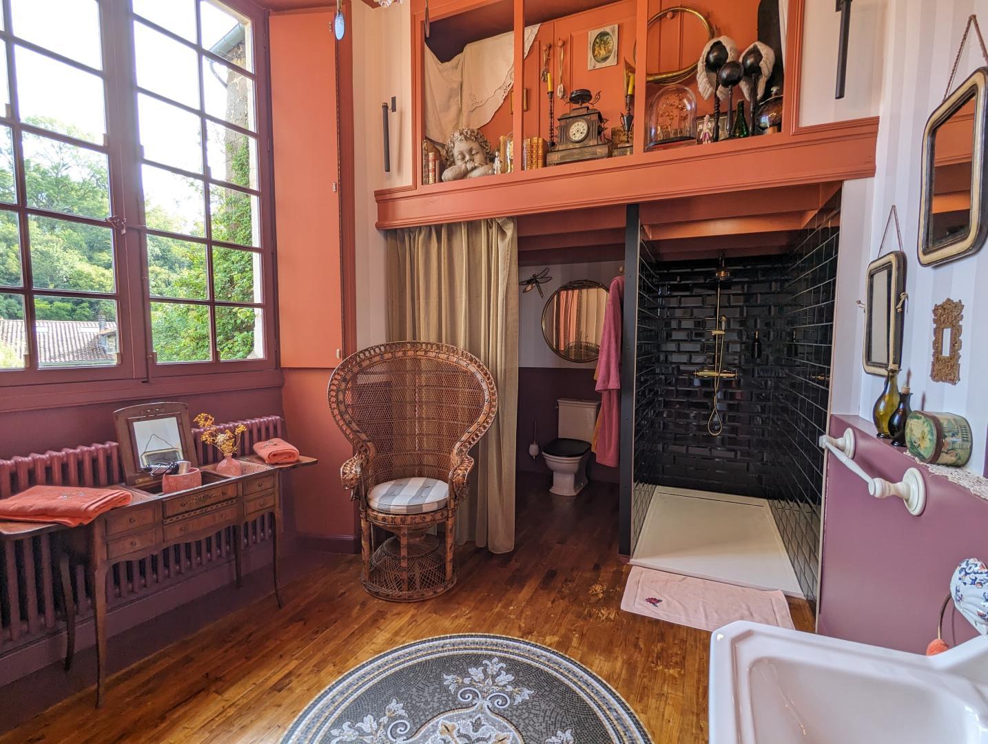 Salle d'eau avec wc privés de la Chambre d?Écriture photo 18