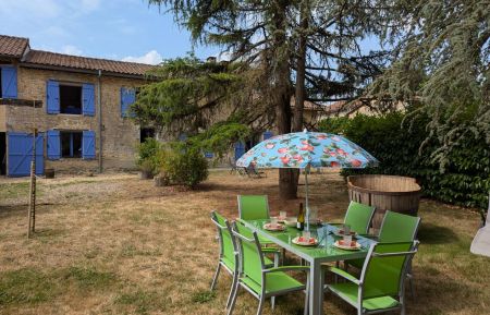 G&icirc;te n&deg;16G10962 Cellefrouin - Charente - photo