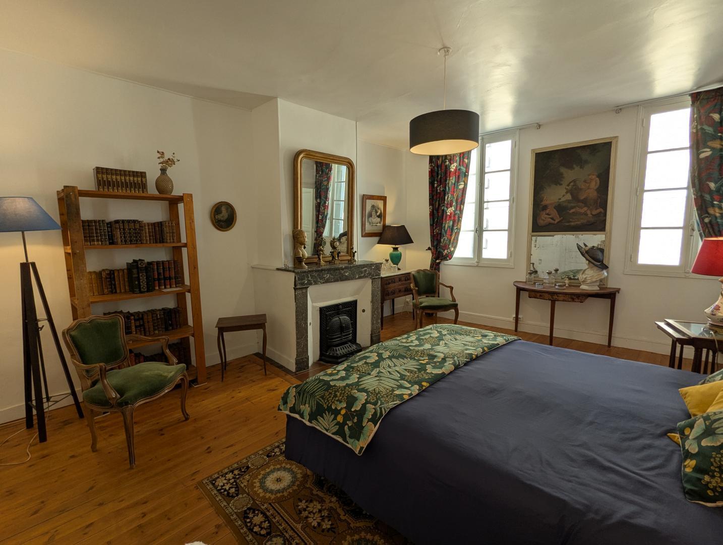 Chambre Amélie avec lit 160 x 200 et salle d'eau privative avec WC. photo 16
