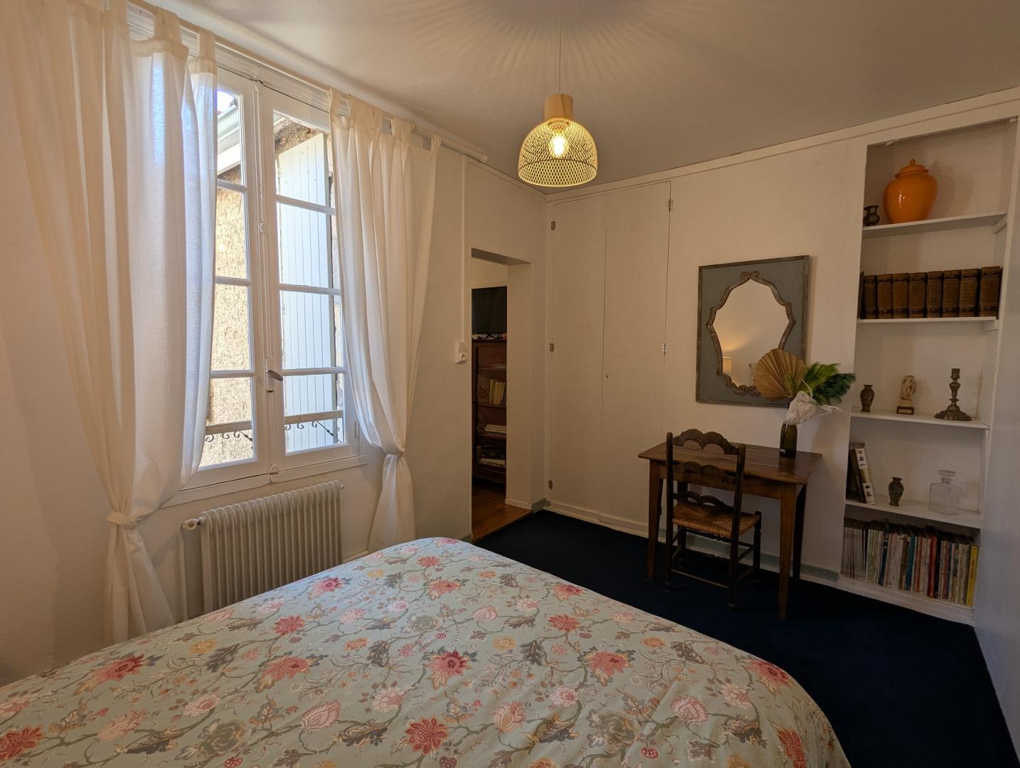 Appartement "Côté jardin" : chambre parentale avec lit 140x190 photo 32