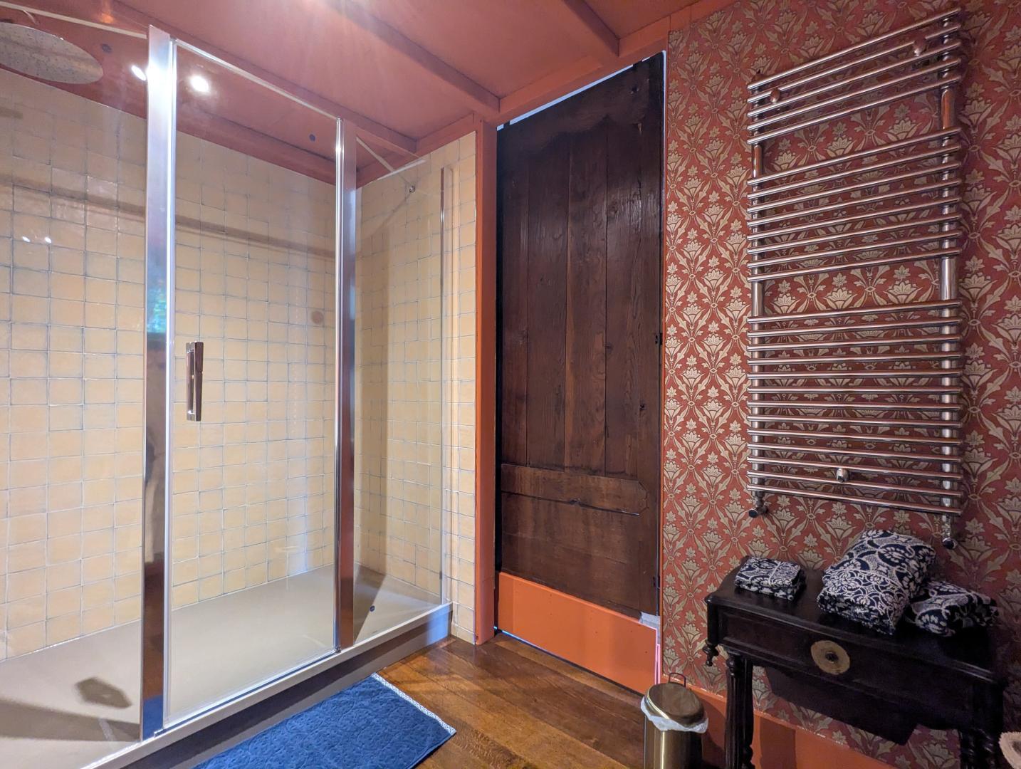 Salle d'eau chambre médiévale photo 38