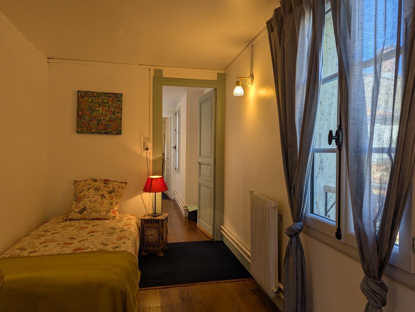 Appartement "Côté jardin" : chambre enfants avec 2 lits 90x190 photo 38